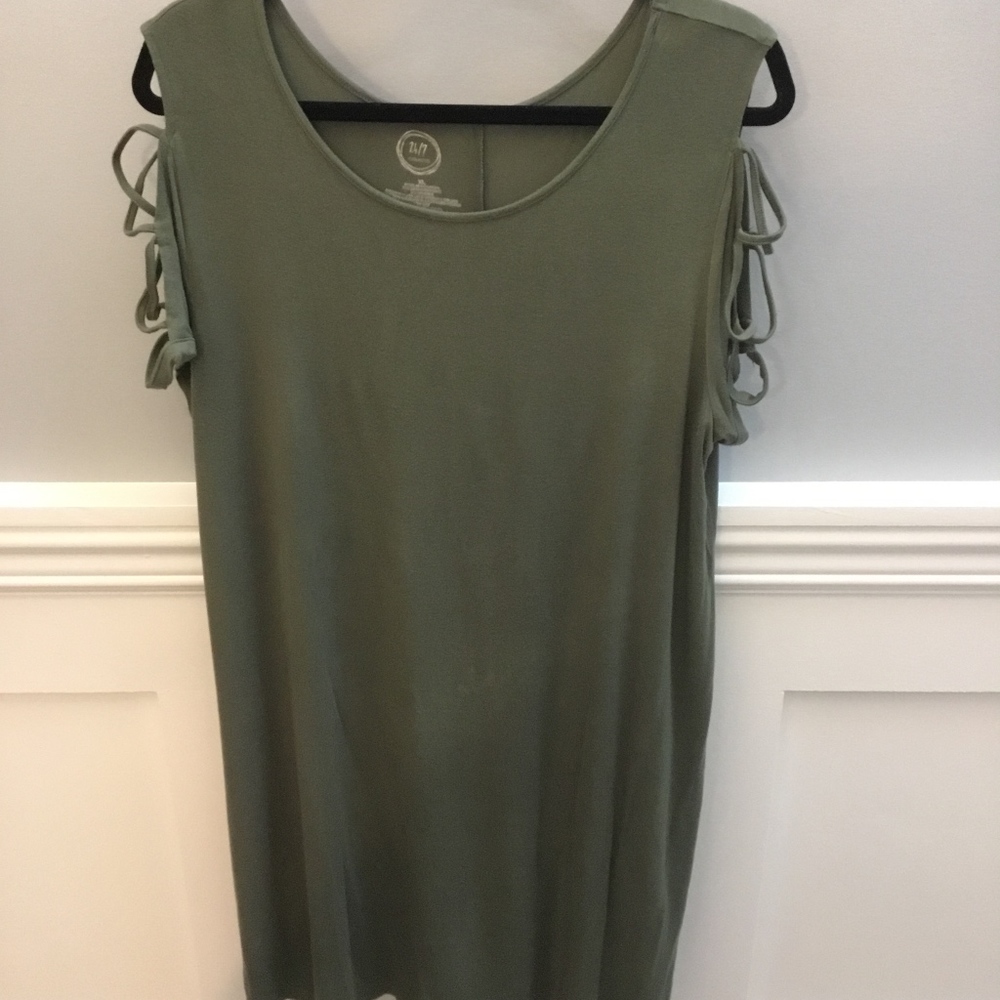 Olive dress with strap sleeves